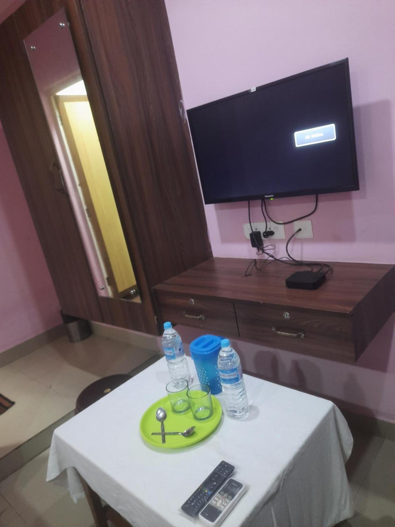 Skyway Rooms Pondichéry Extérieur photo