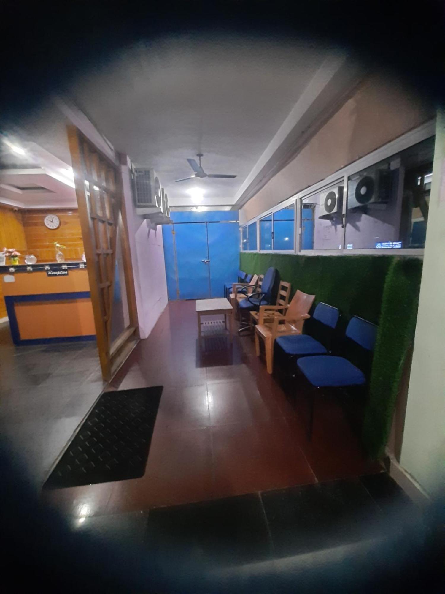 Skyway Rooms Pondichéry Extérieur photo